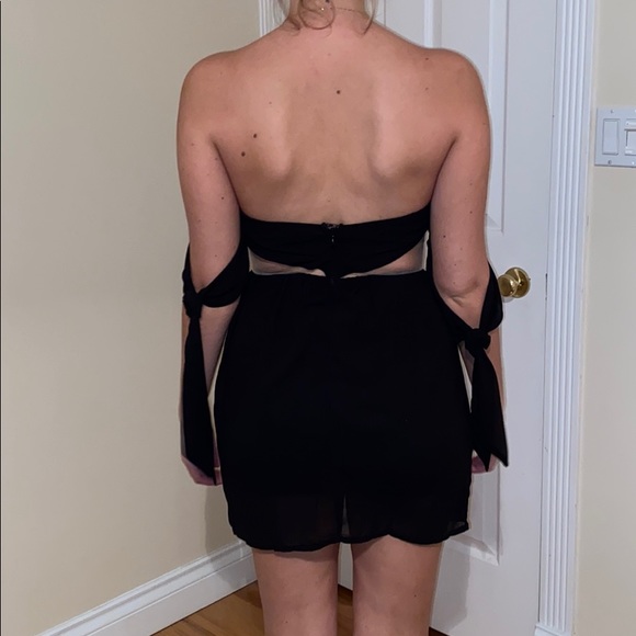 Small Tobi black strapless dress - Picture 2 of 3